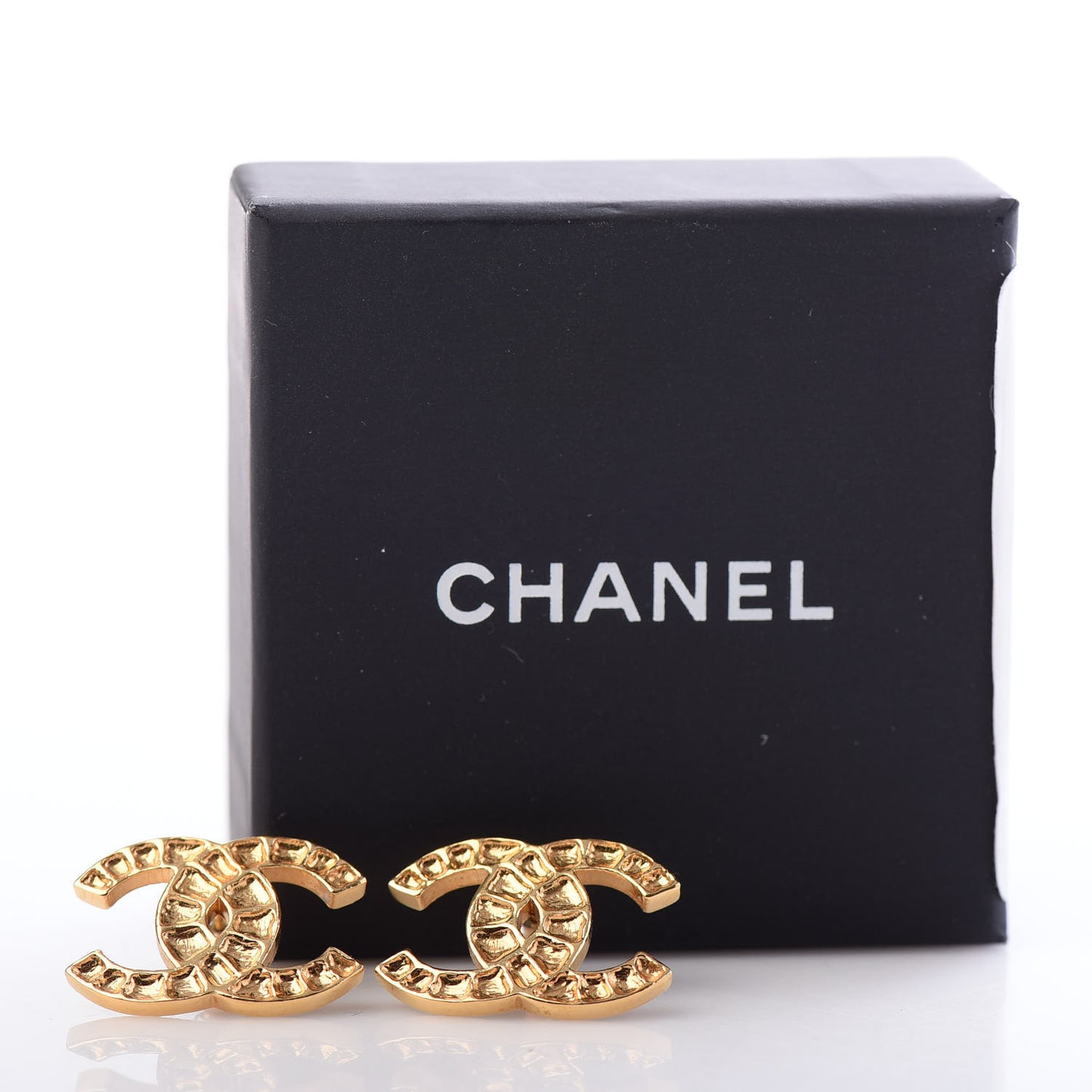 Metal Along The Nile CC Earrings Gold