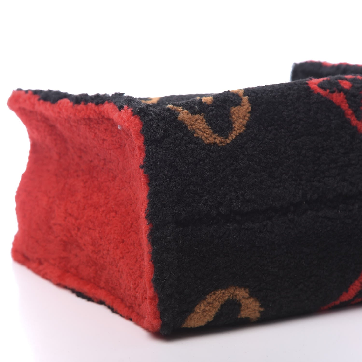 Louis Vuitton Shearling Monogram Giant Teddy Onthego GM Black Red 7 of 8