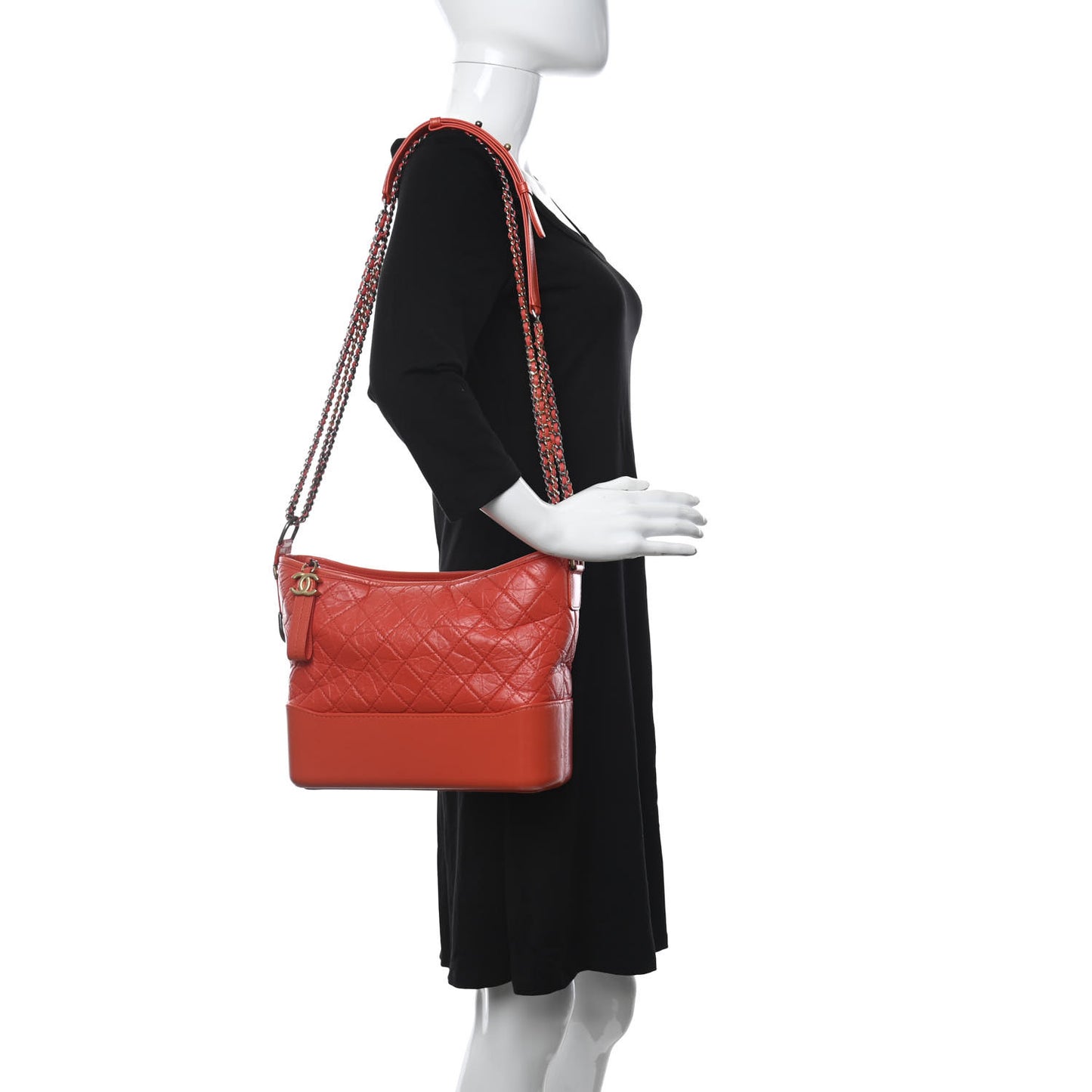 Aged Calfskin Quilted Medium Gabrielle Hobo Red