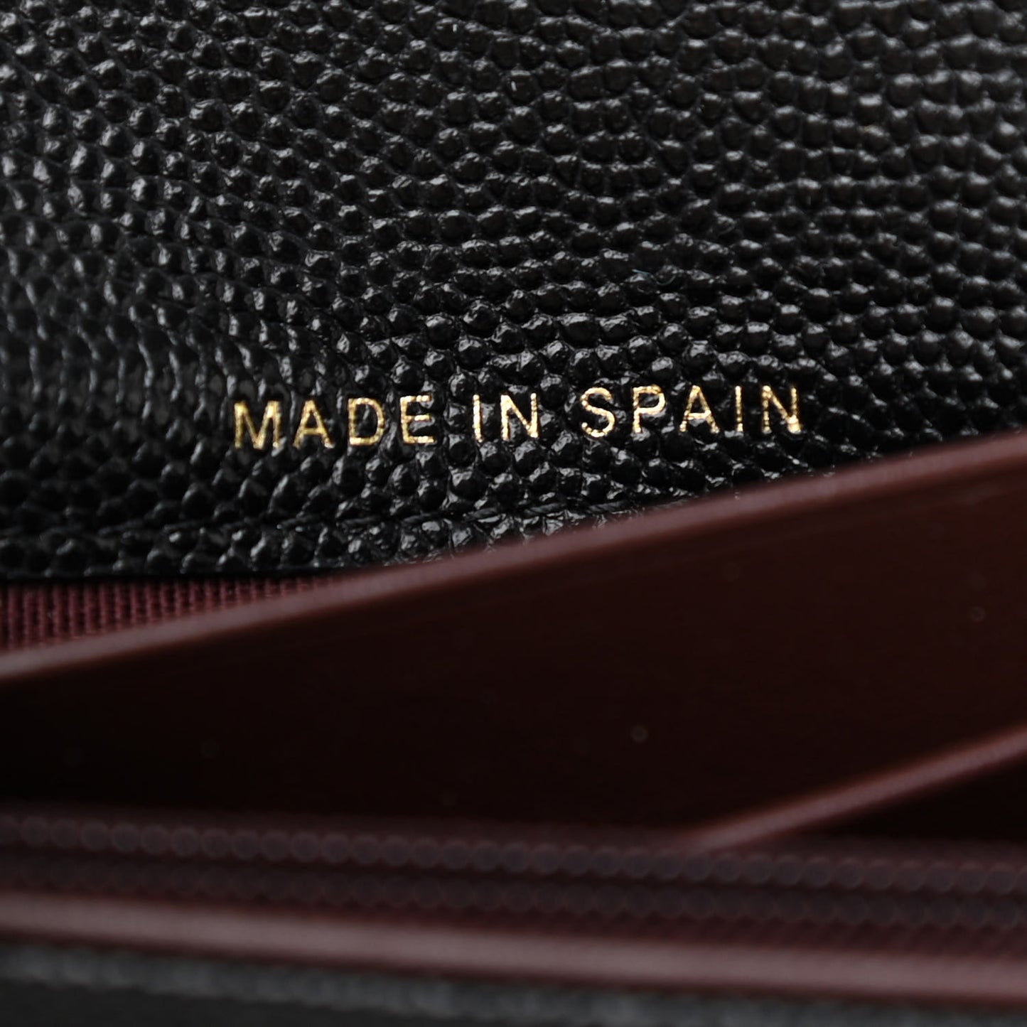 Caviar Quilted Medium Gusset Flap Wallet Black