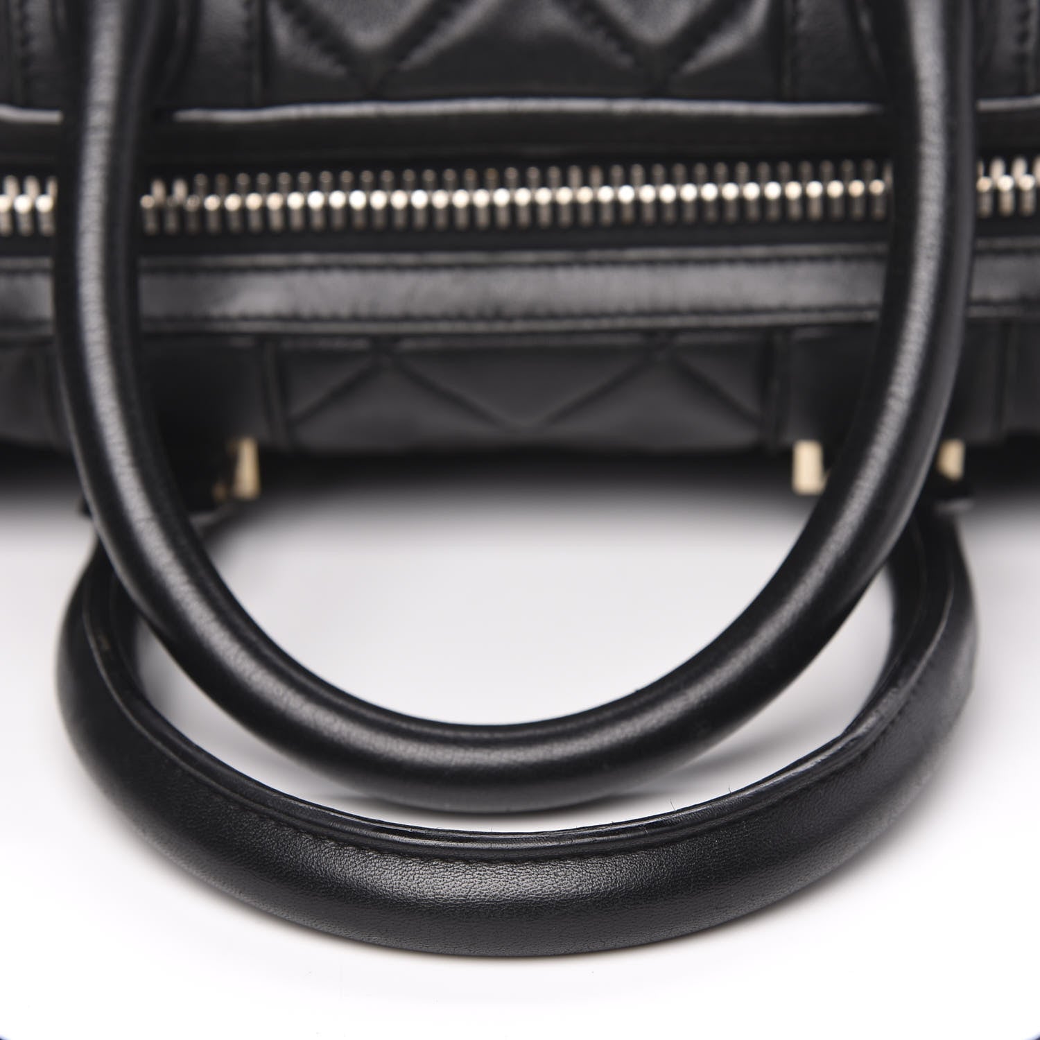 Givenchy Lambskin Quilted Medium Lucrezia Black 17 of 20