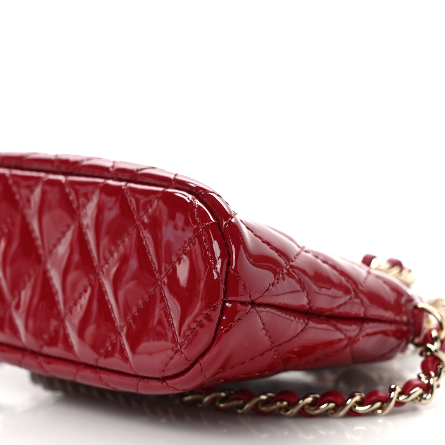 Patent Calfskin Quilted Shiny Coco Clutch With Chain Red