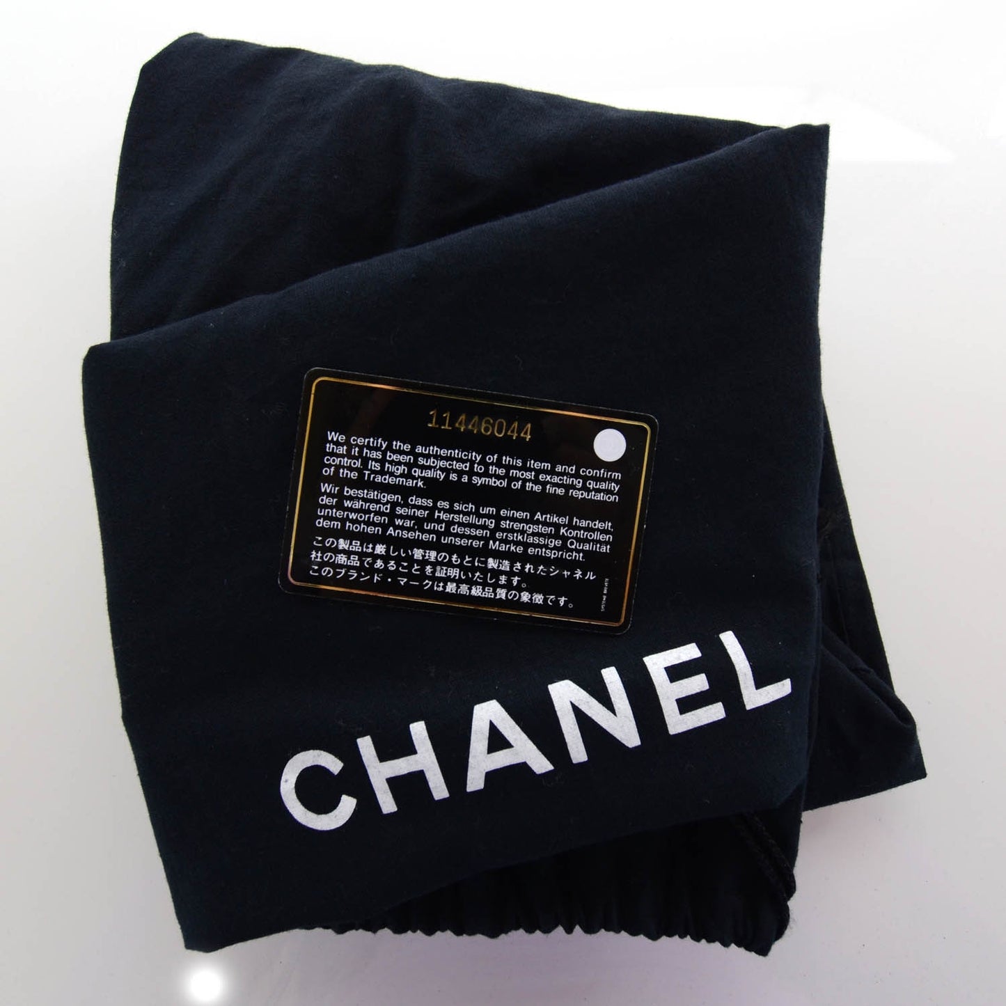 Vinyl XL Rock and Chain Flap Black