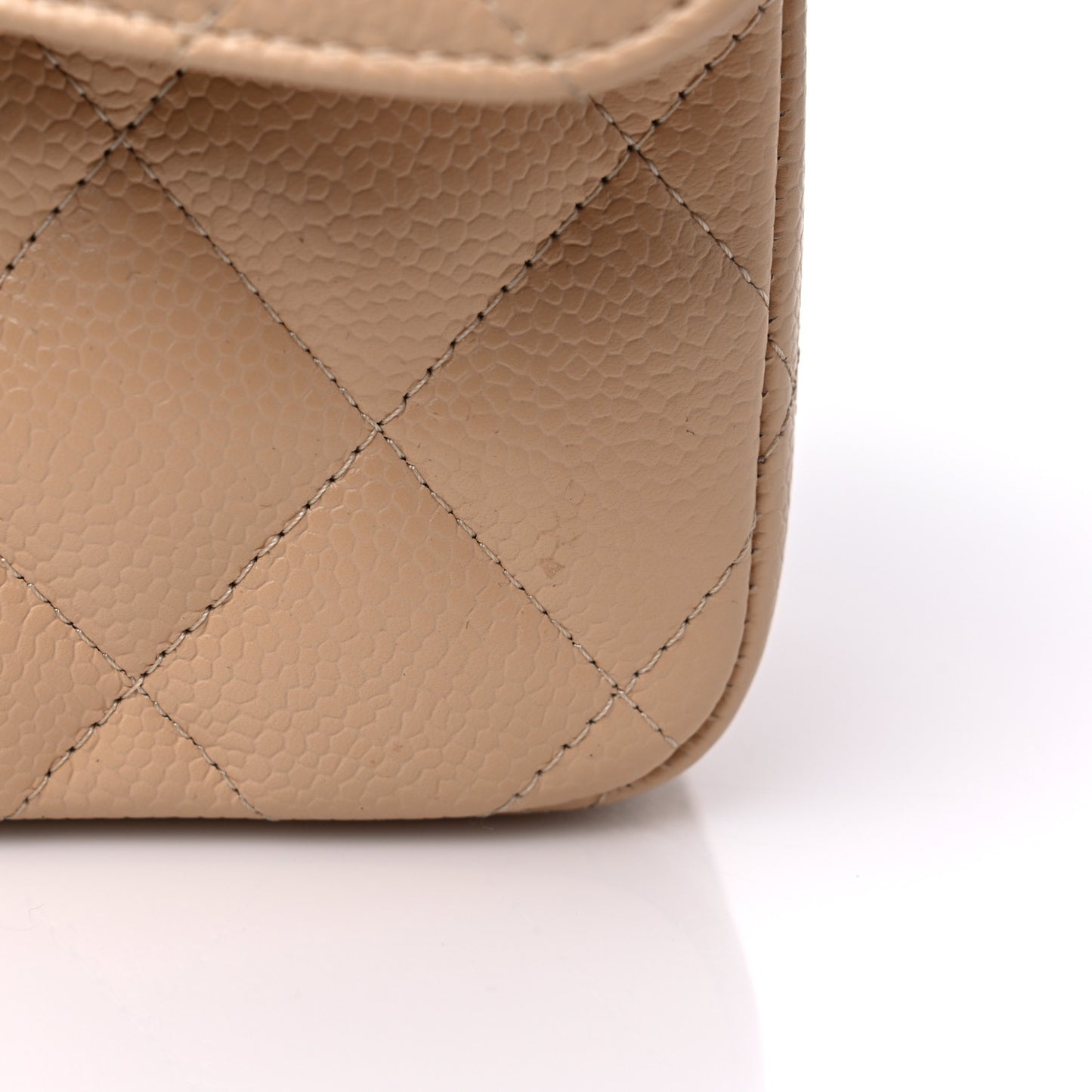 Caviar Quilted Jumbo Double Flap Beige Clair
