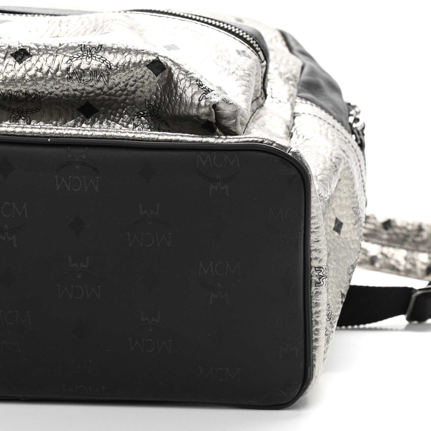 Metallic Visetos Medium Stark Backpack Silver Black