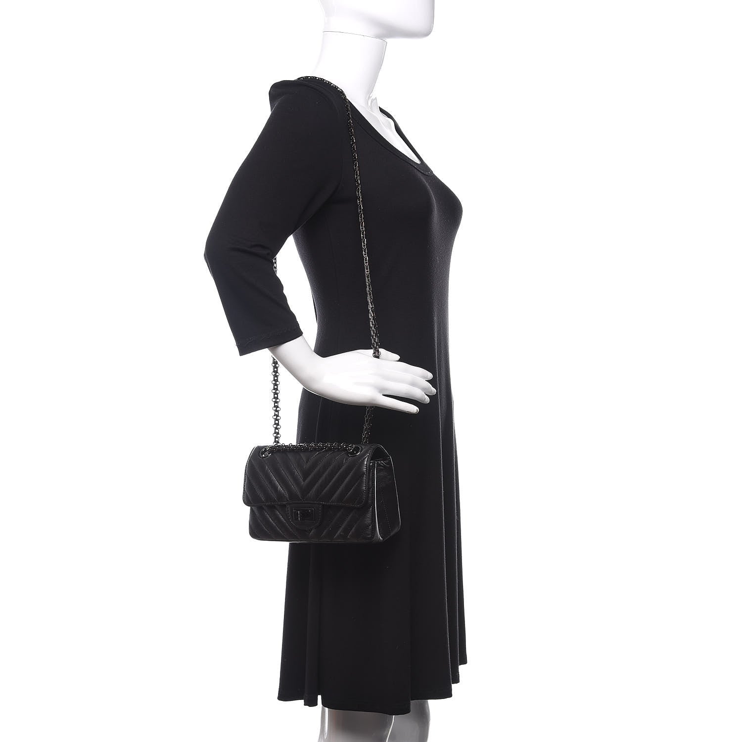Chanel Aged Calfskin Chevron Quilted 2.55 Reissue Mini Flap So Black 2 of 11