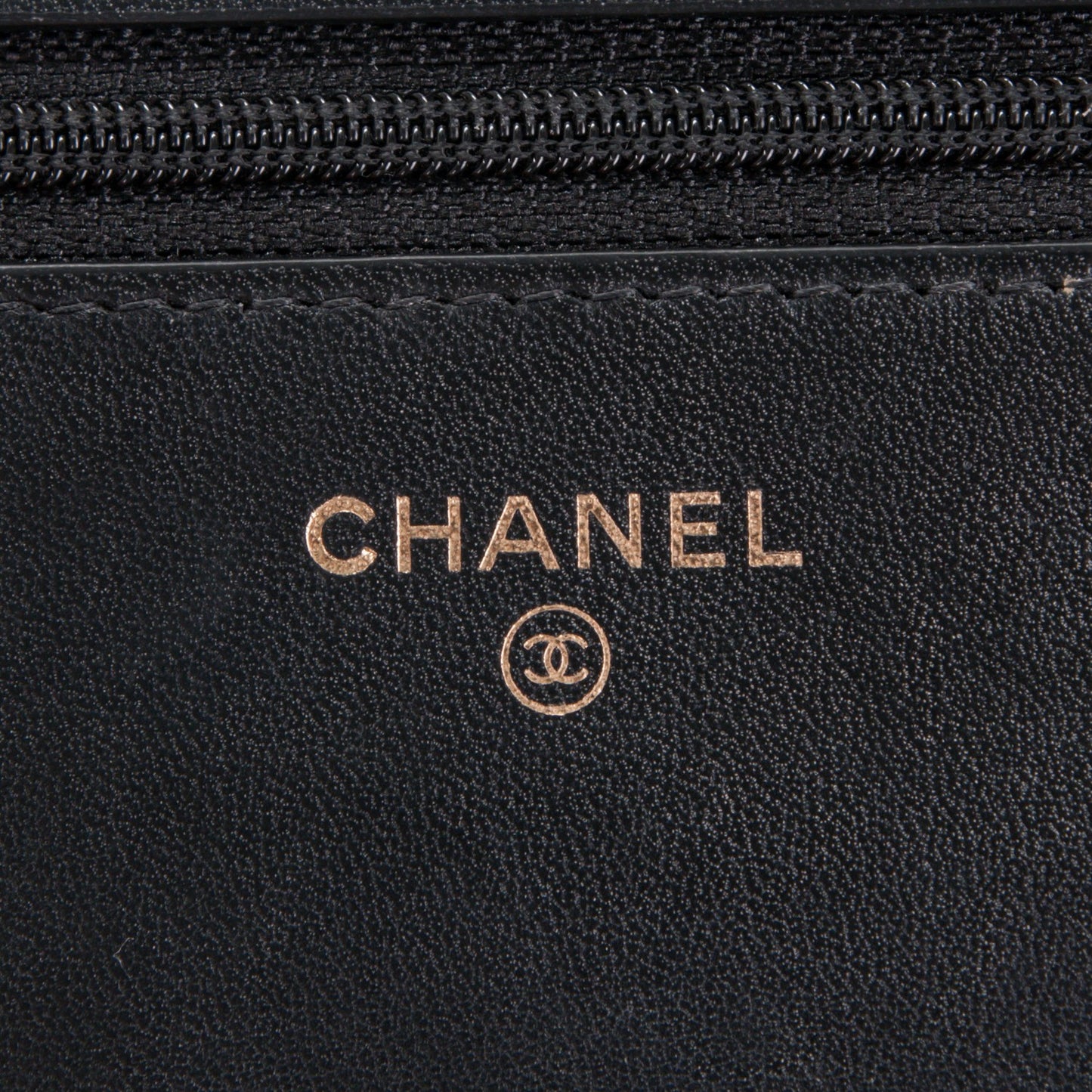 Lambskin Quilted Wallet On Chain WOC Black