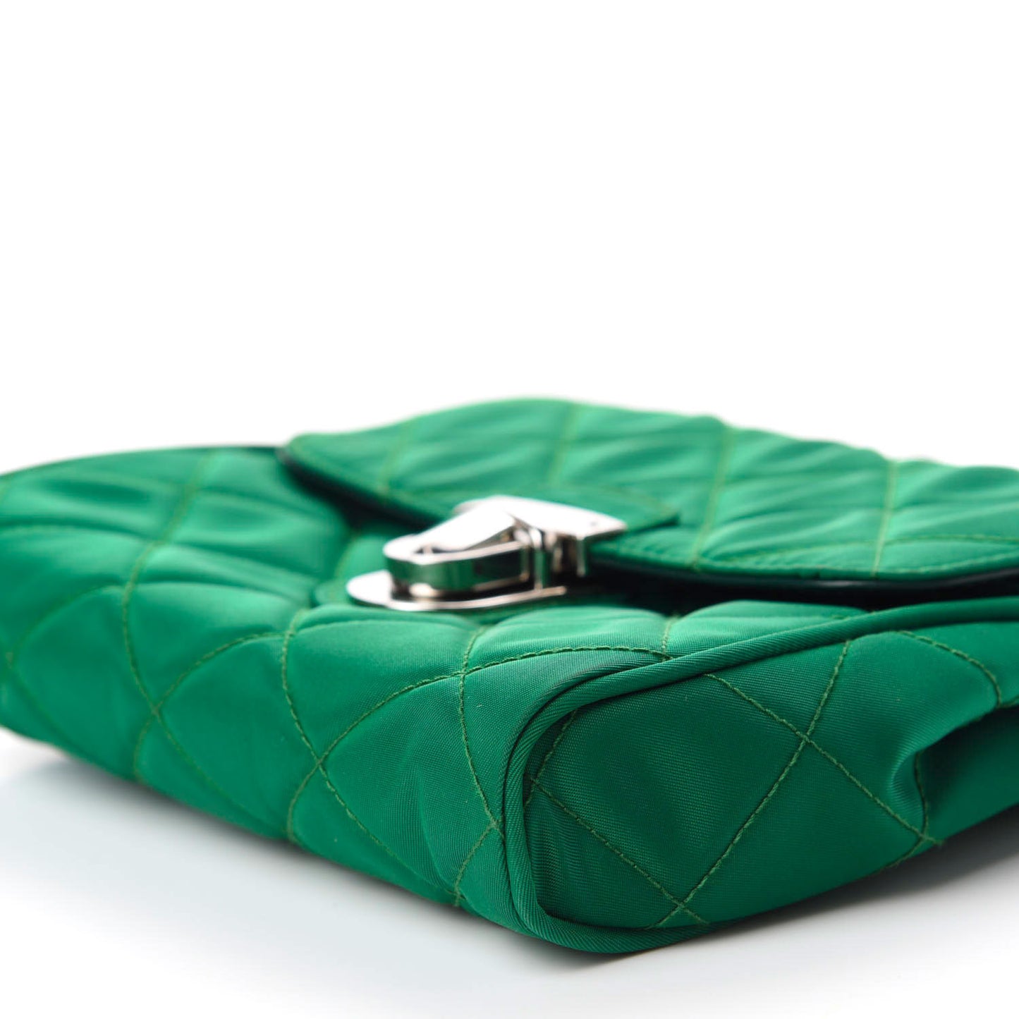 Nylon Tessuto Impuntu Quilted Flap Oleandro