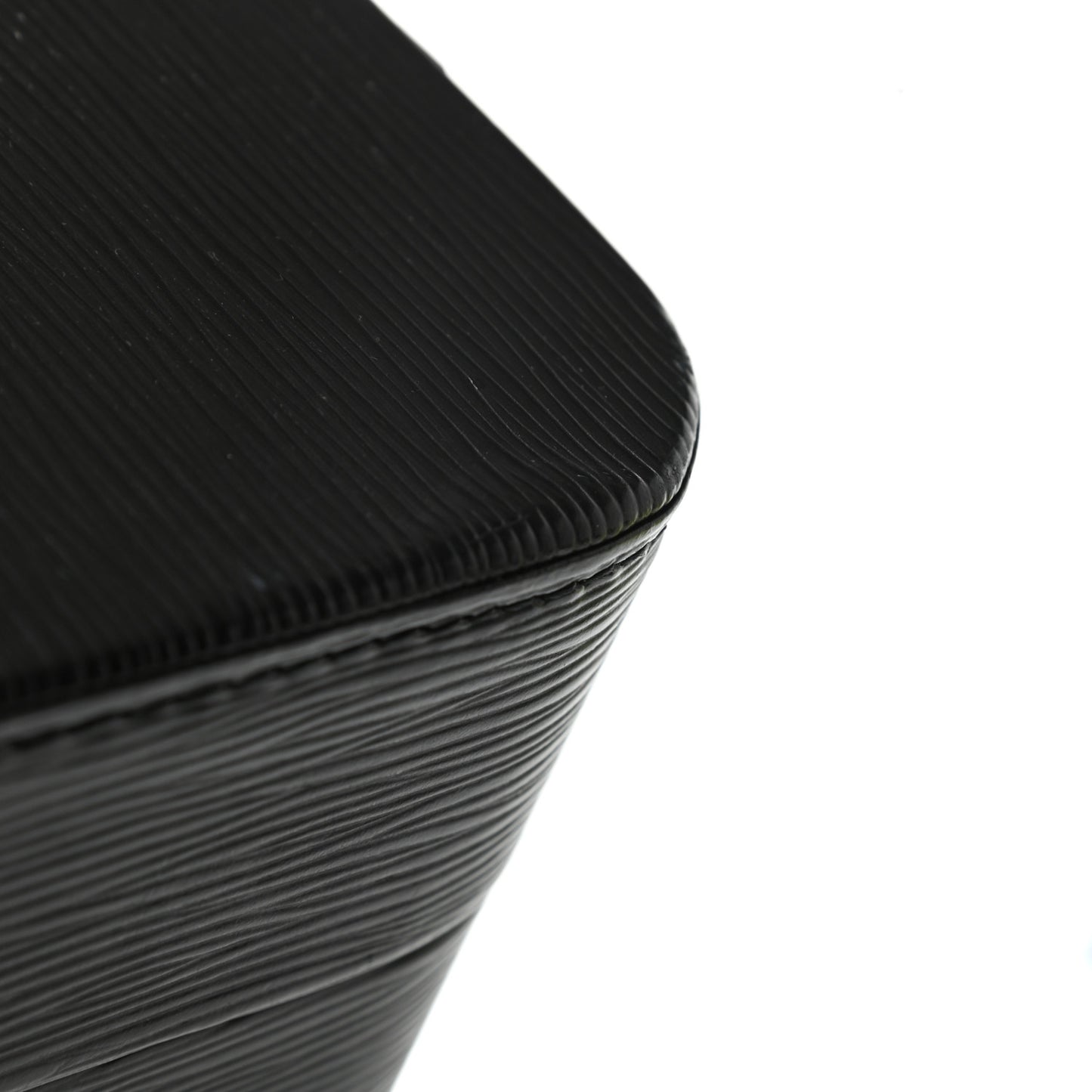 Epi Train Case Black