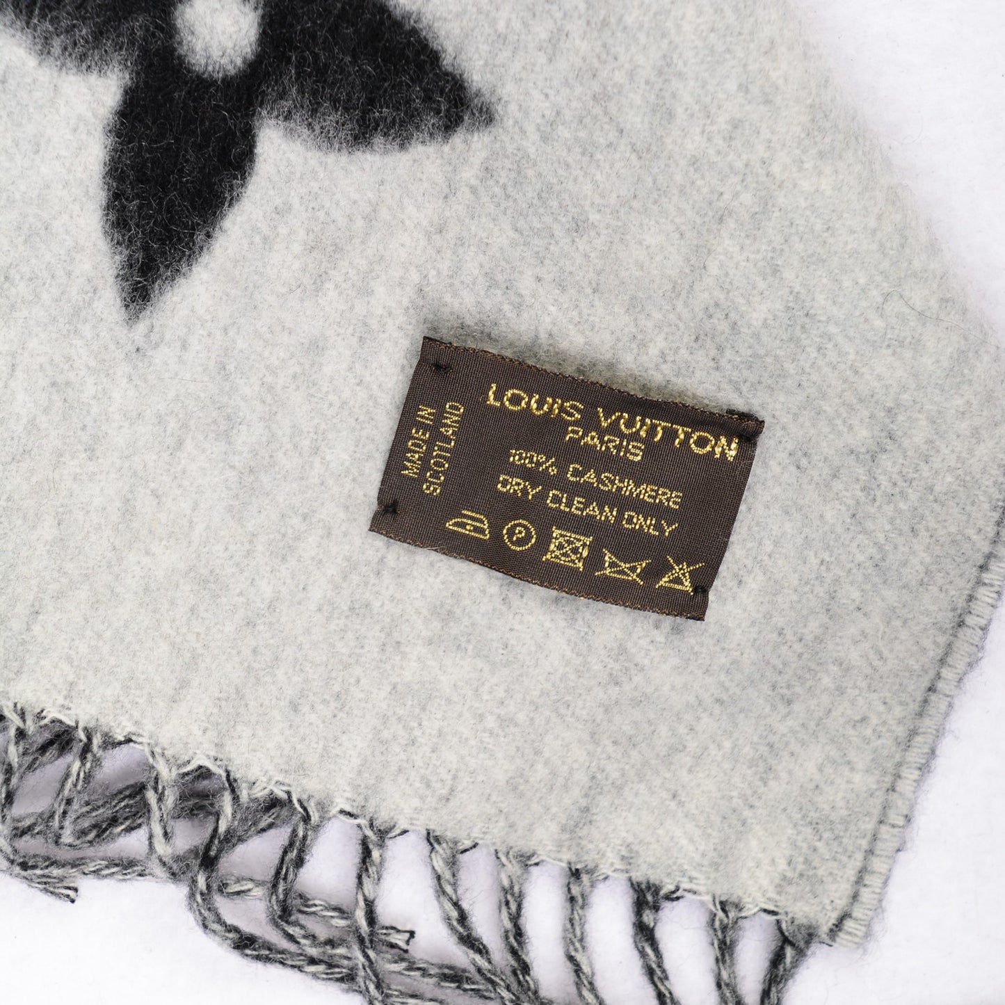 Cashmere Monogram Reykjavik Scarf Black