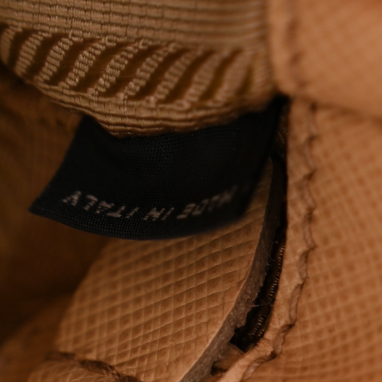 Saffiano Mini Galleria Double Zip Tote Cammeo