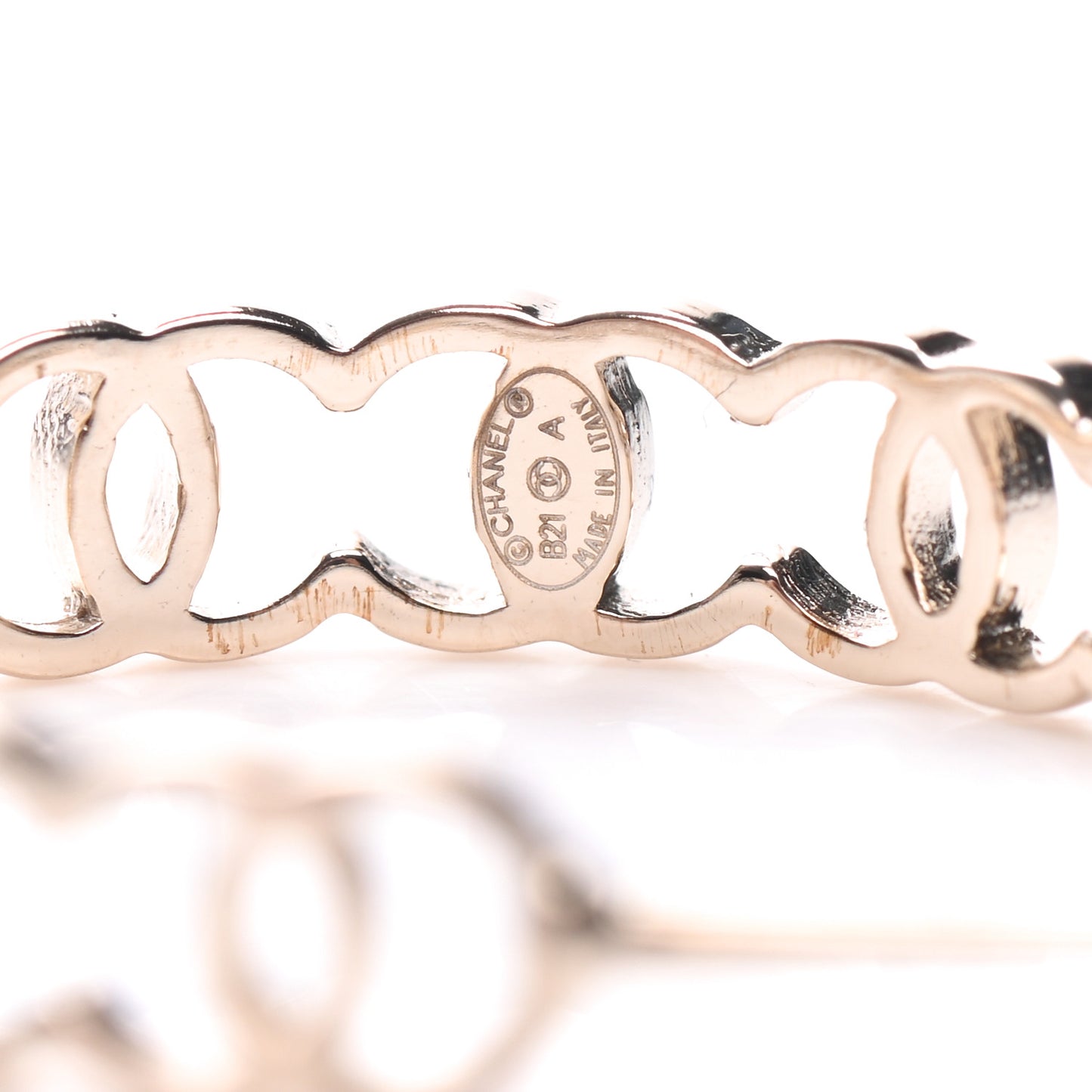 Metal CC Hoop Earrings Gold