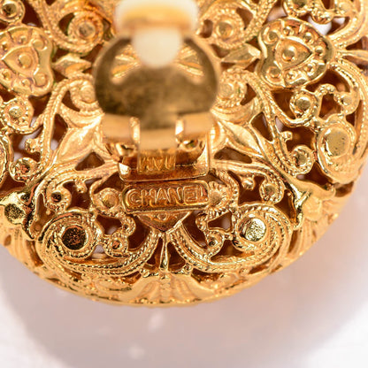 Chanel Pearl Clip On Earrings Gold 4 of 5