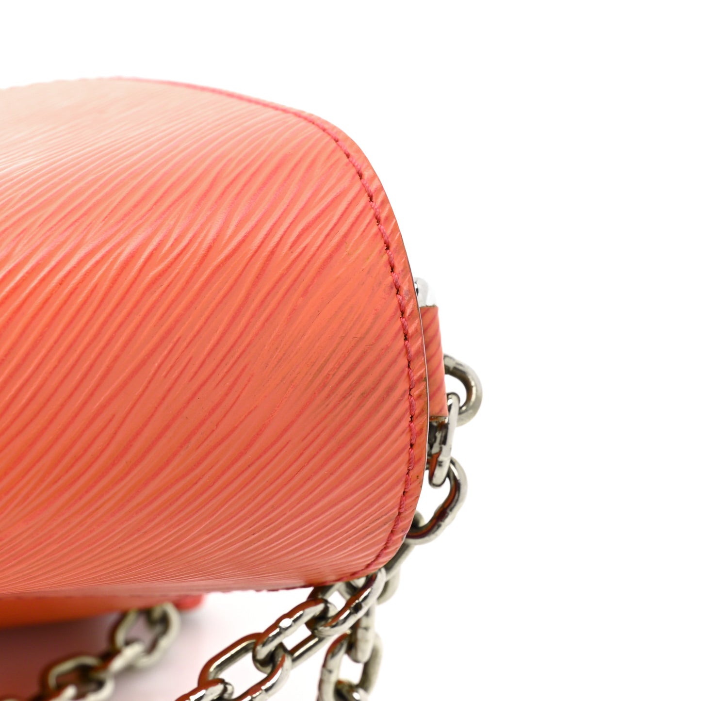 Epi Twist Shoulder Bag MM Coral