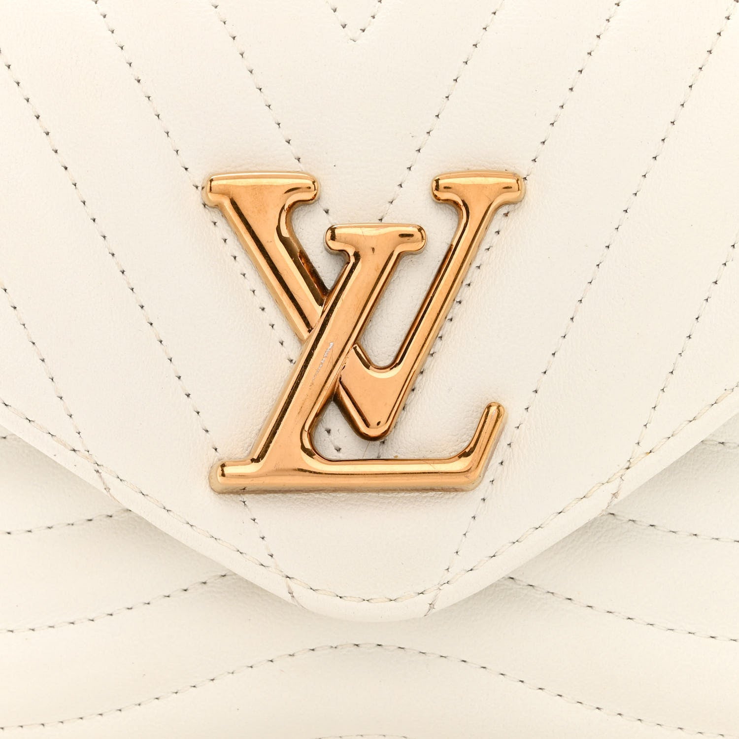 Louis Vuitton Calfskin New Wave Multi Pochette Snow 8 of 13