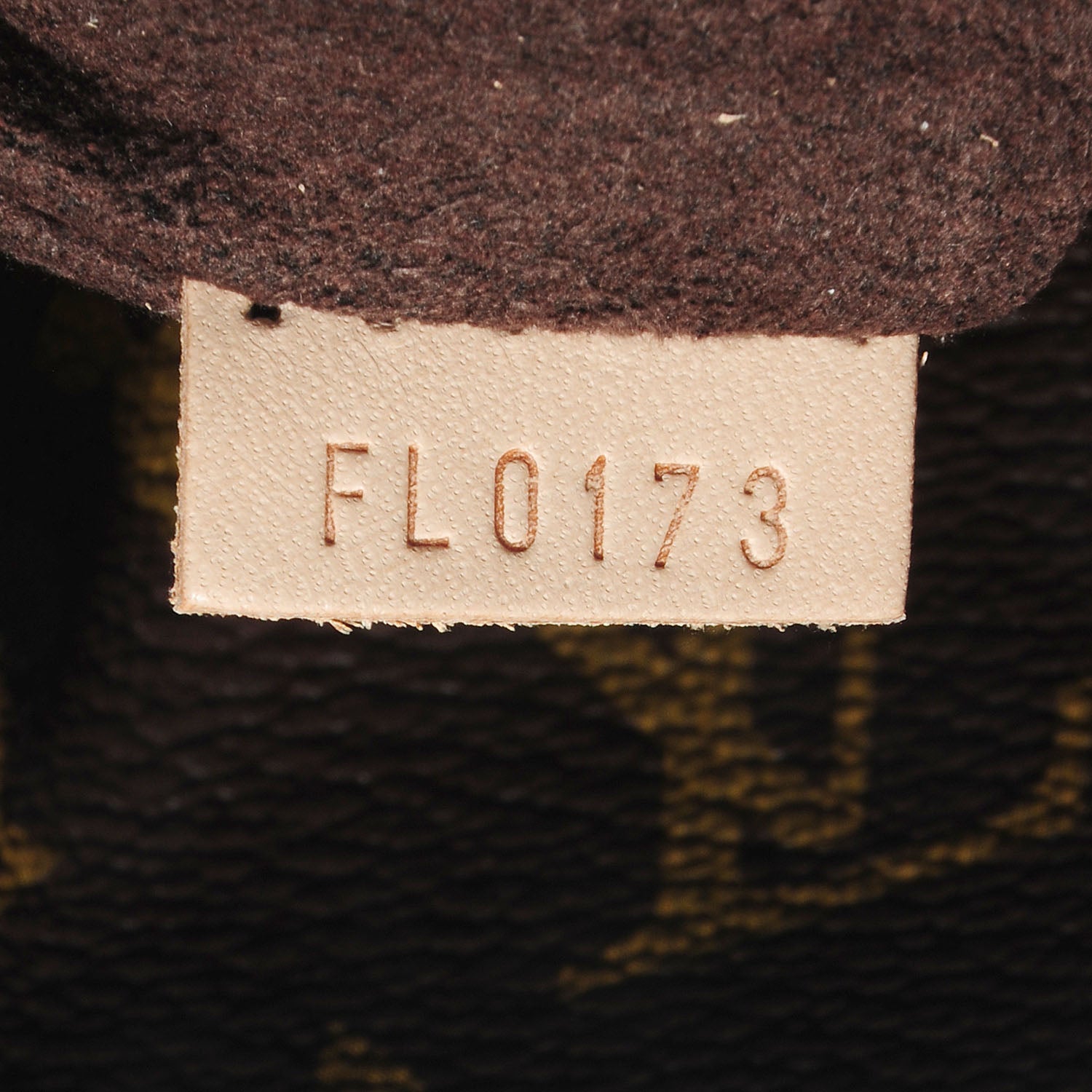 Louis Vuitton Monogram Metis 7 of 7