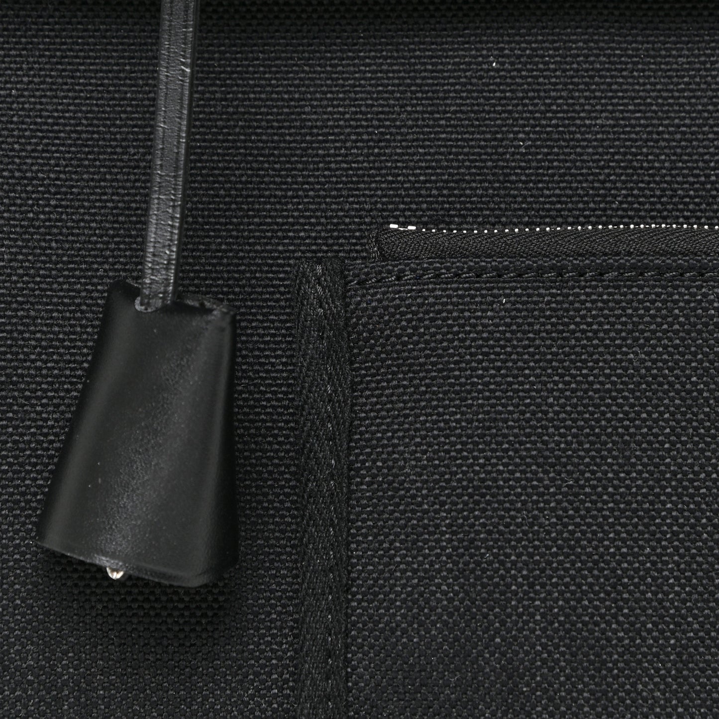 Military Toile Vache Hunter Herbag Zip PM 31 Black
