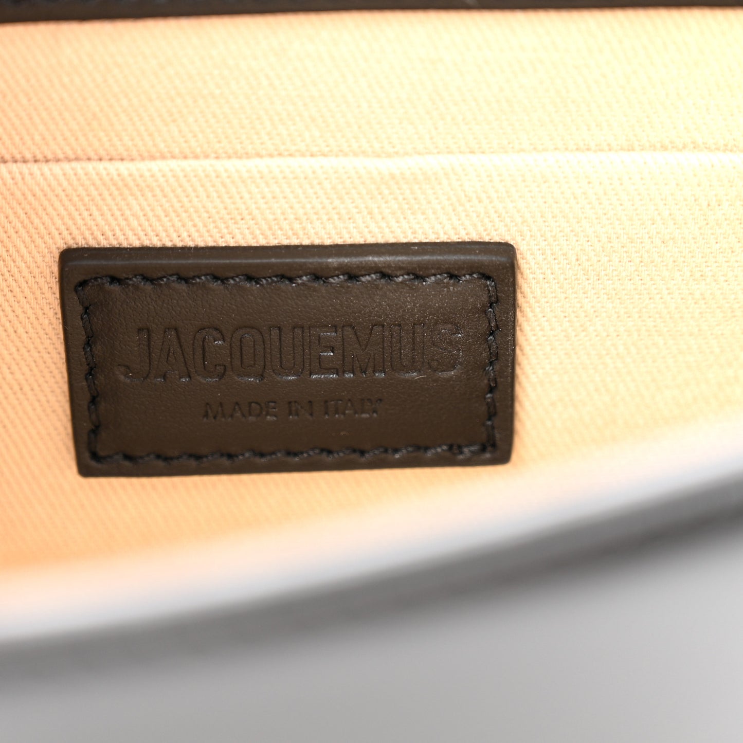 Smooth Calfskin Le Chiquito Noeud Black