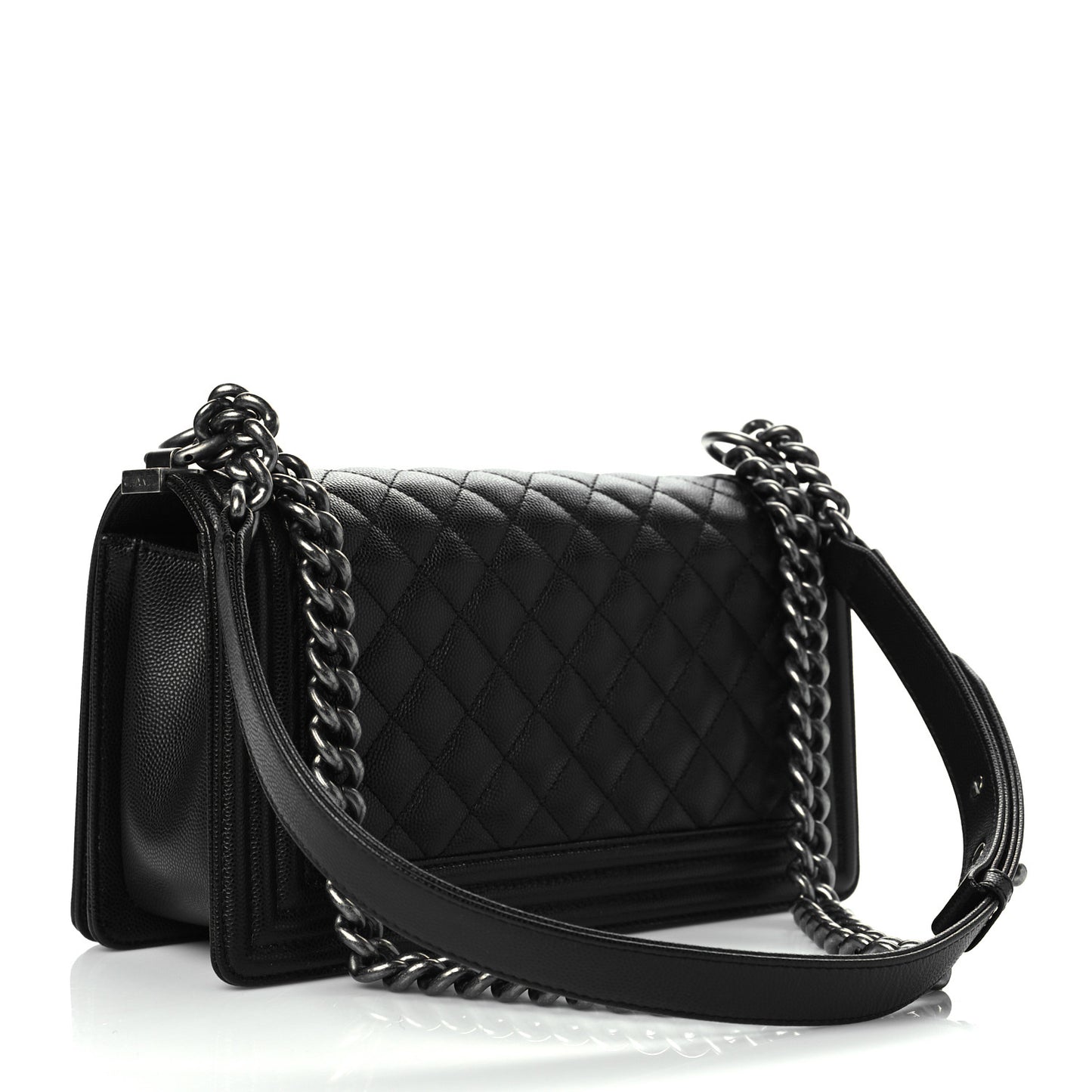Caviar Quilted Medium Boy Flap Black