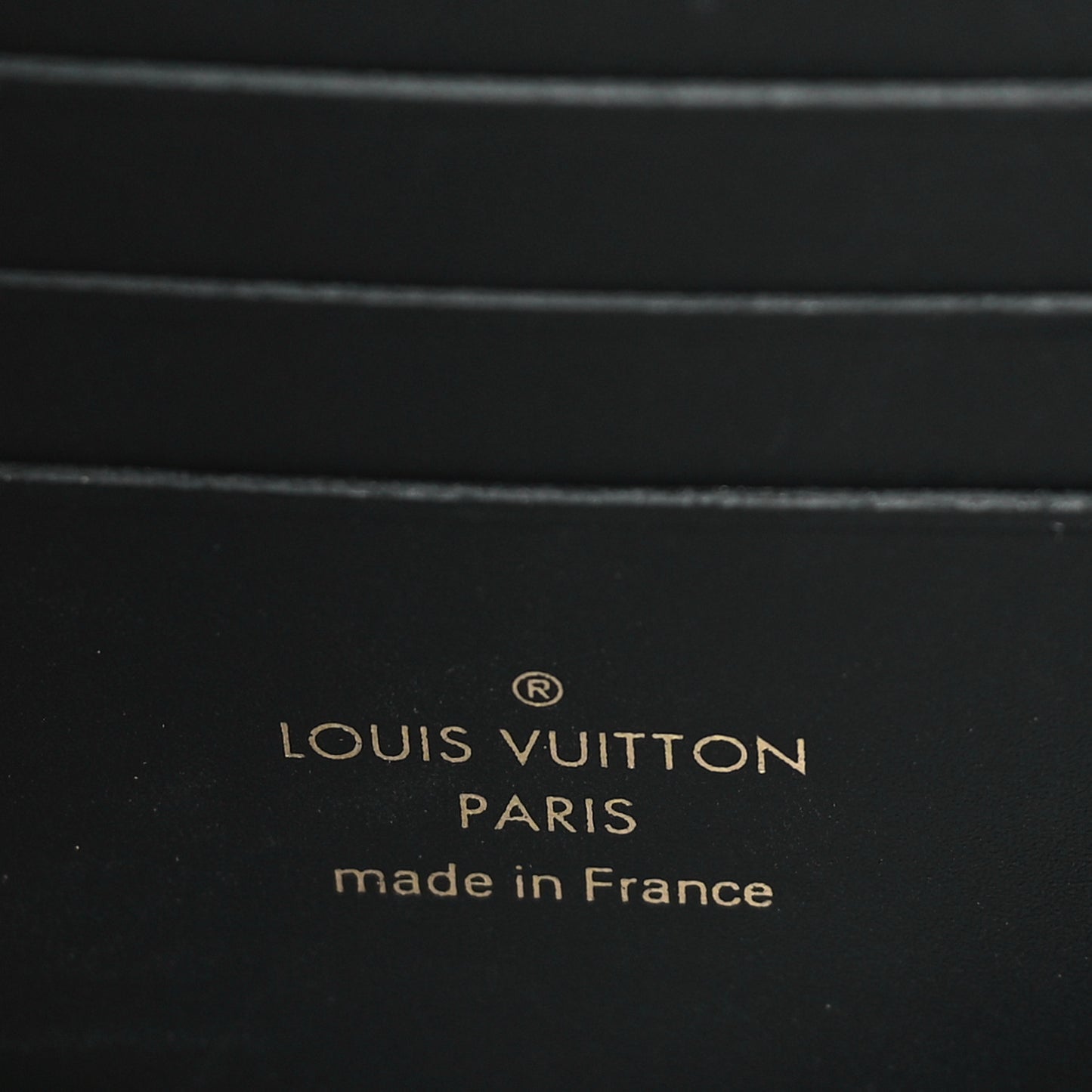 Reverse Monogram Dauphine Chain Wallet
