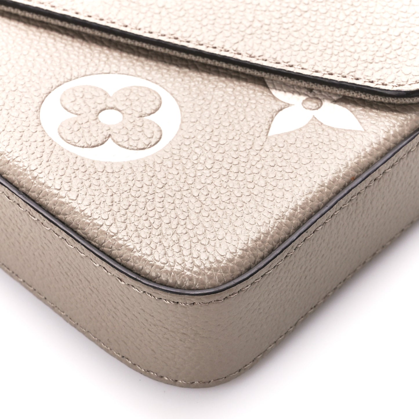Empreinte Monogram Giant Felicie Pochette Tourterelle Creme