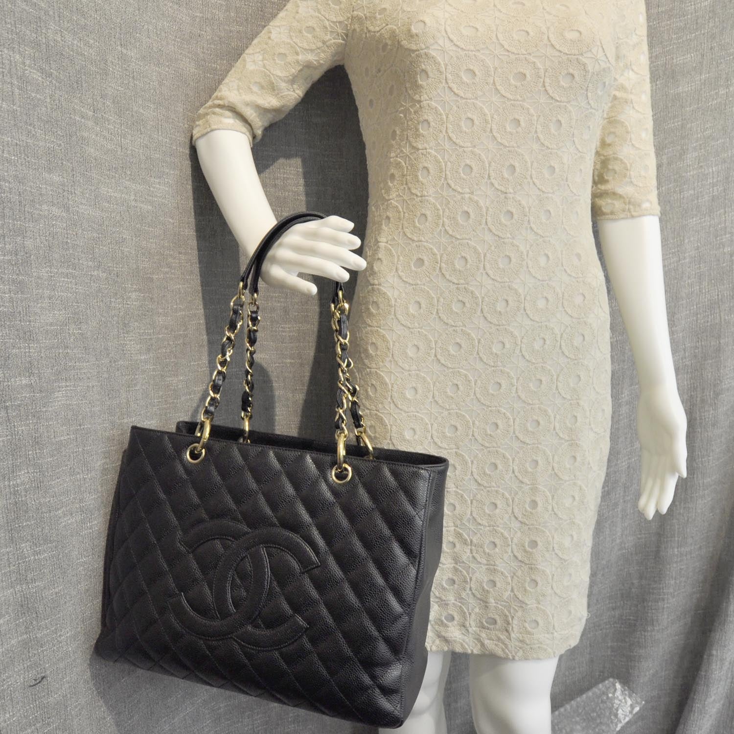 Chanel Caviar Quilted Grand Shopping Tote GST Black 3 of 9