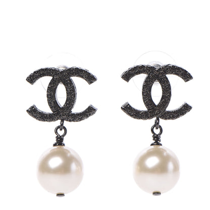Chanel Pearl CC Drop Camelia Earrings Black Pearly White 1 of 6