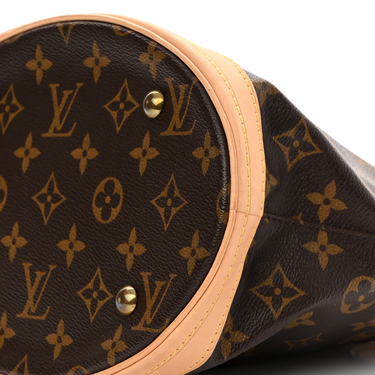 Monogram Petit Bucket 23