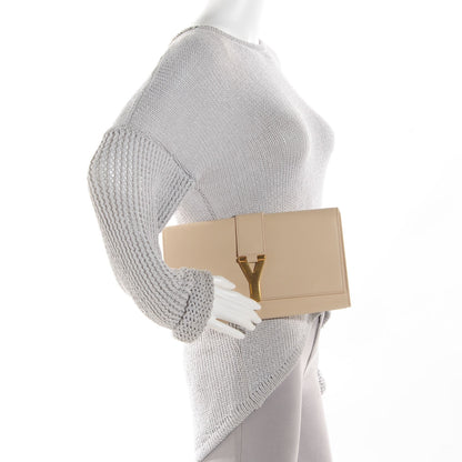 Saint Laurent Calfskin Classic Y Clutch Light Beige 2 of 9