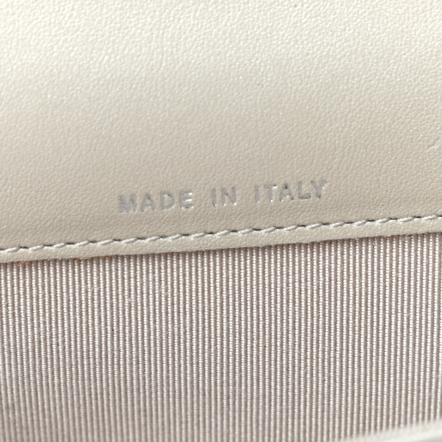 Patent Quilted Card Holder Light Gold