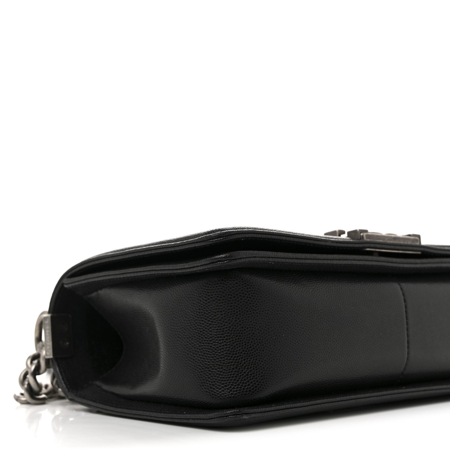 Caviar Quilted Medium Boy Flap Black