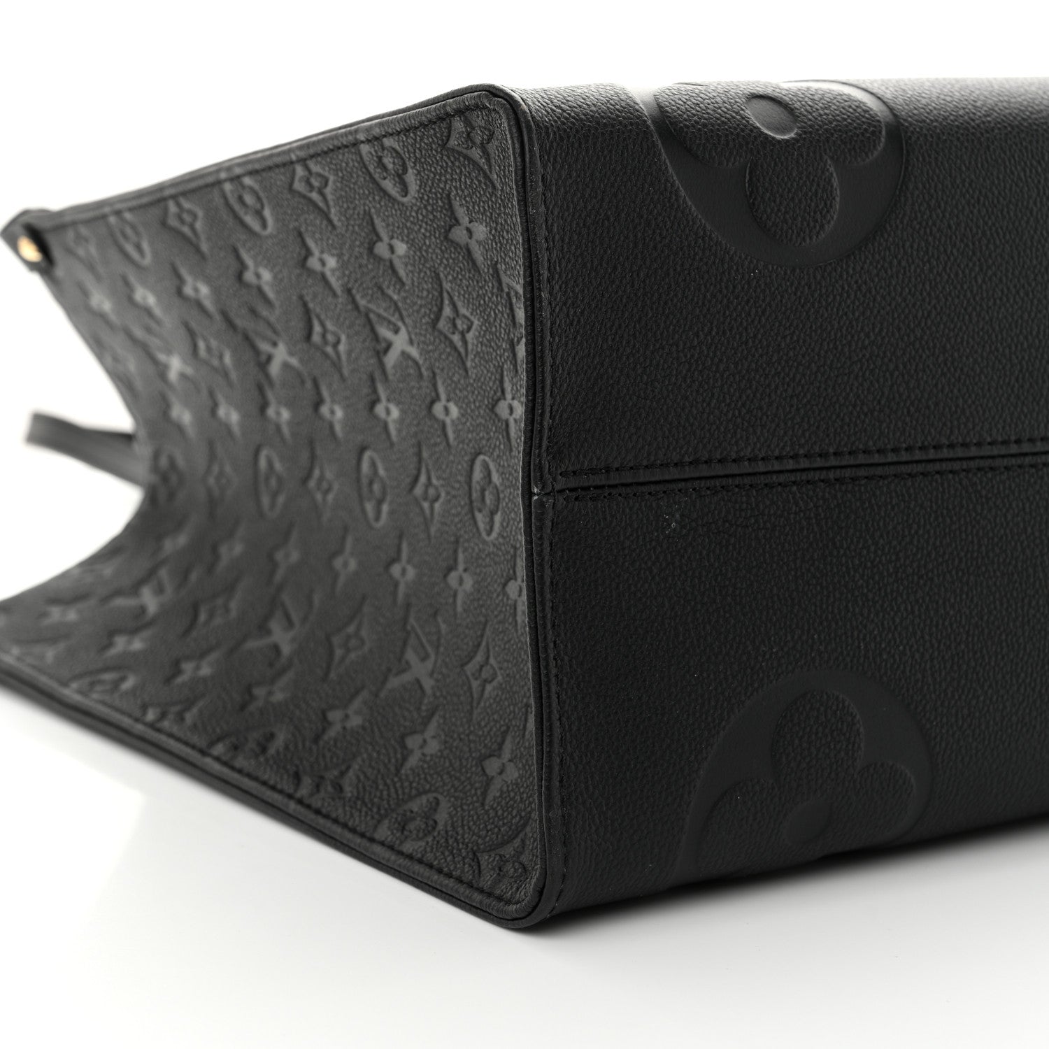 Louis Vuitton Empreinte Monogram Giant Onthego GM Black 8 of 10