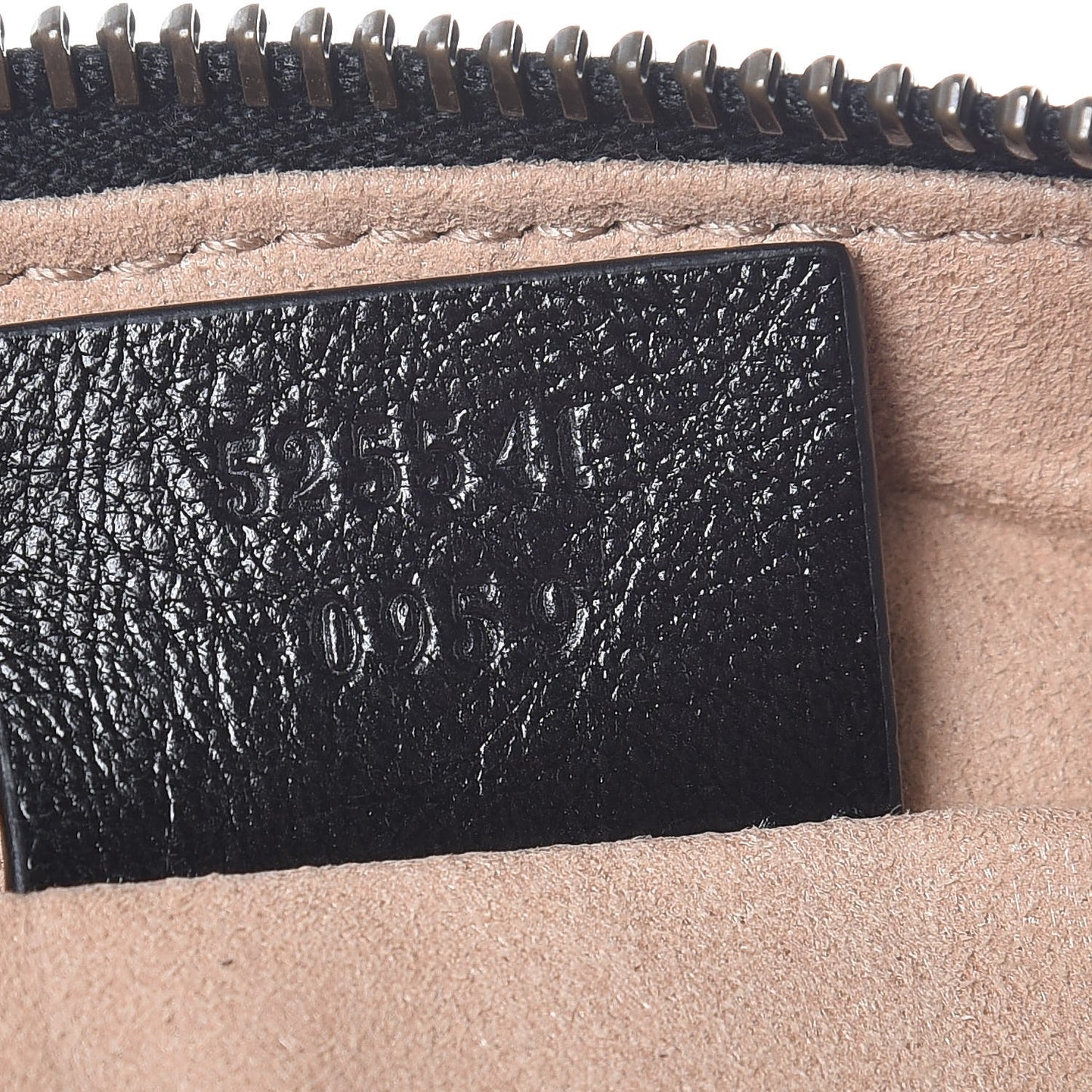 Azalea Calfskin Matelasse Heart GG Marmont Zip Pouch Black