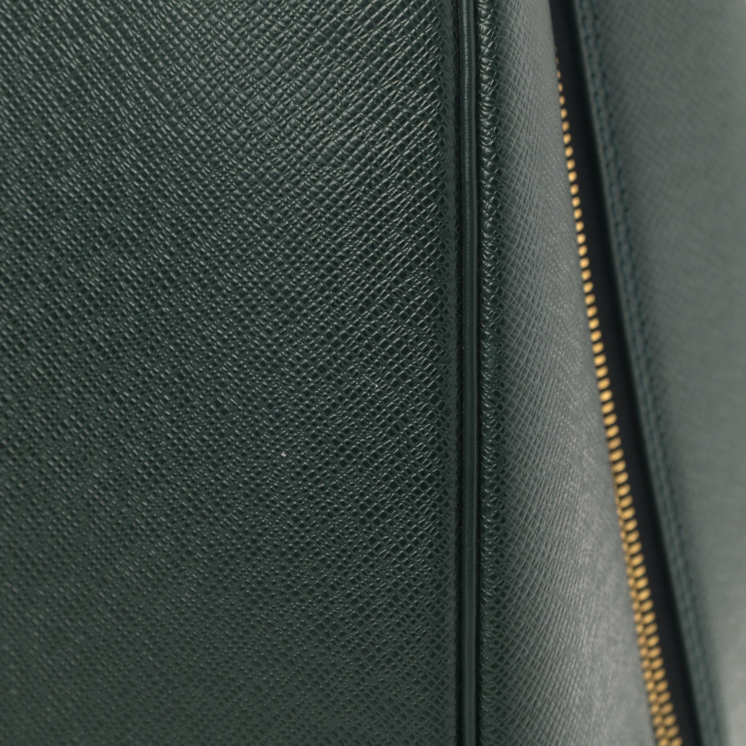 Louis Vuitton Taiga Helanga 1 Poche Epicea 12 of 21