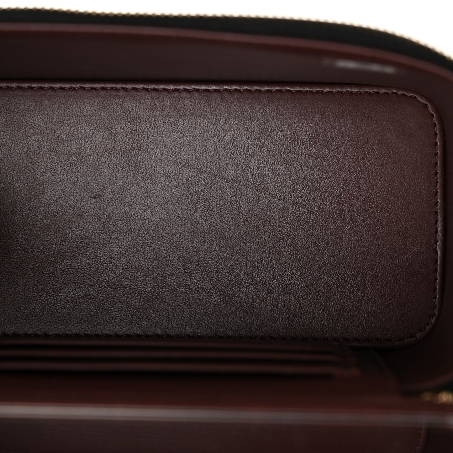 Caviar Quilted Small Vanity Case With Chain Black