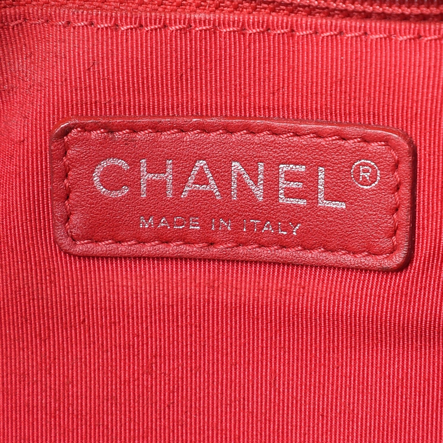Chanel Vinyl XL Lipstick Tote Red 6 of 9
