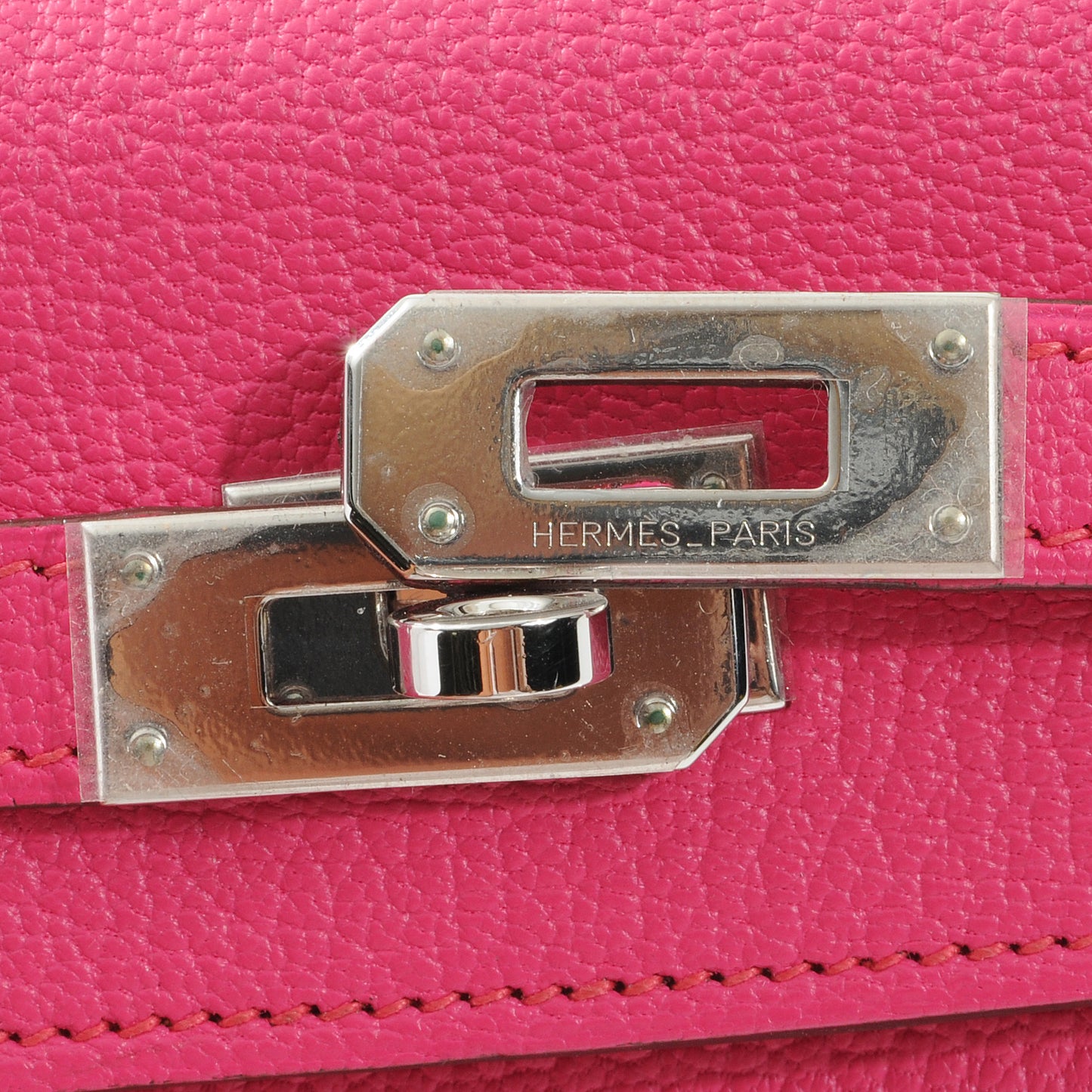 Chevre Mysore Kelly Compact Wallet Rose Tyrien