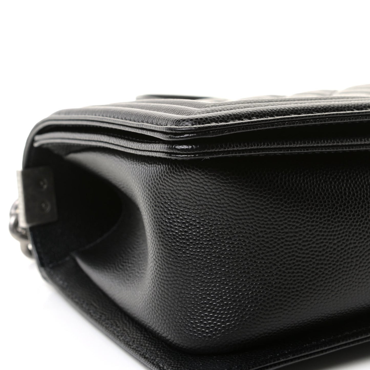 Caviar Quilted Medium Boy Flap Black