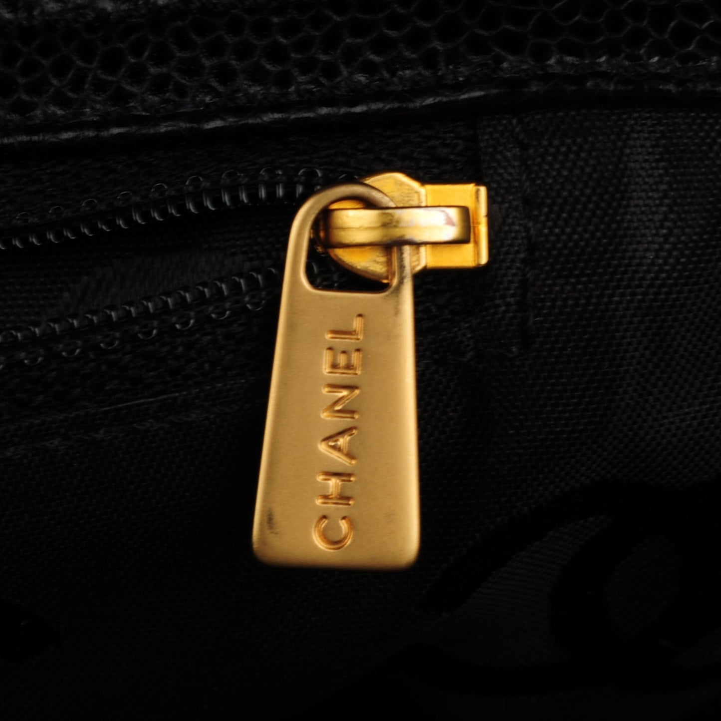 Caviar CC Timeless Tote Black