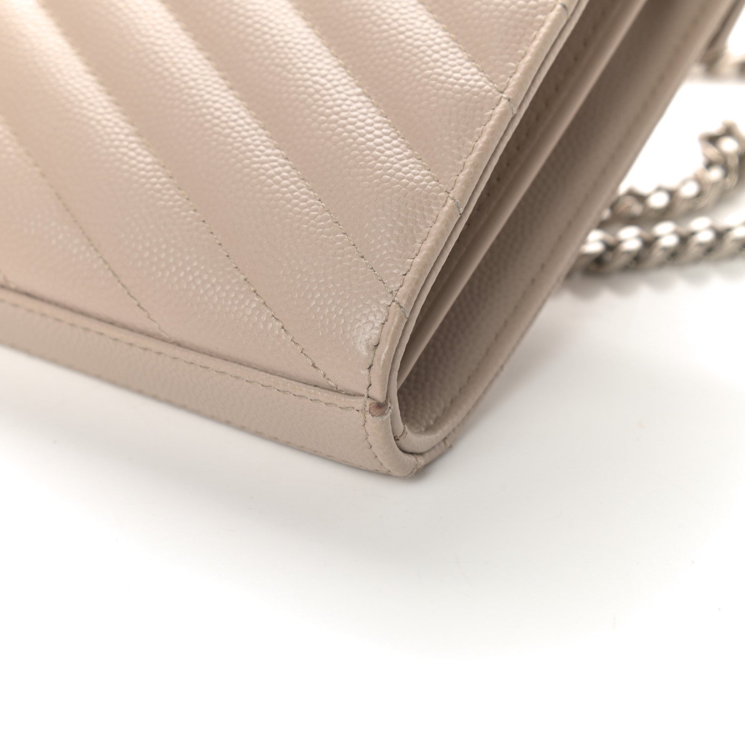 Saint Laurent Grain De Poudre Matelasse Chevron Monogram Chain Wallet Rose Poudre 12 of 18