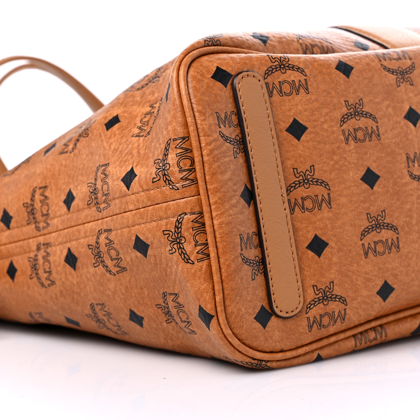 Visetos Medium Liz Reversible Shopper Tote Cognac
