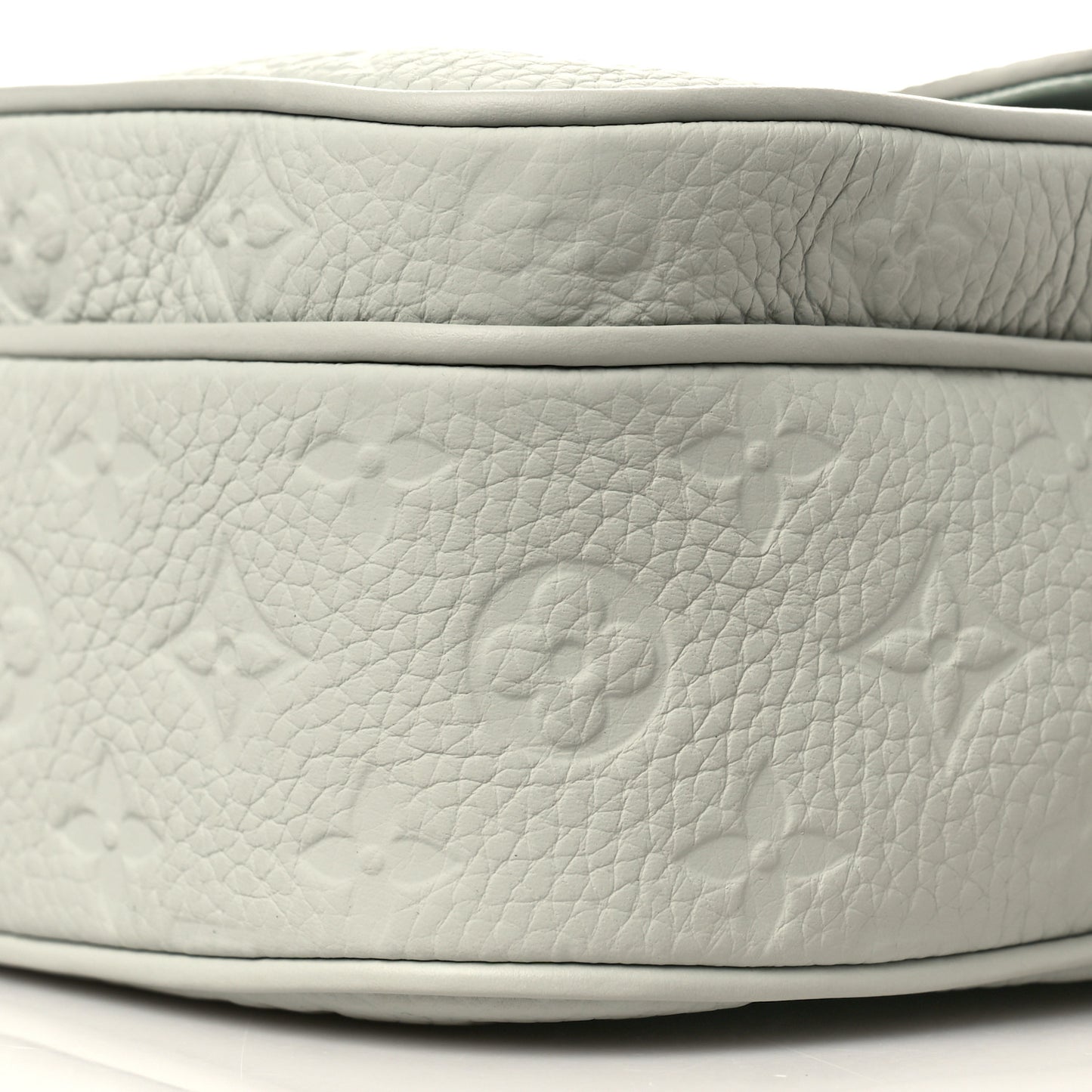 Taurillon Monogram S Lock Messenger Mineral Gray