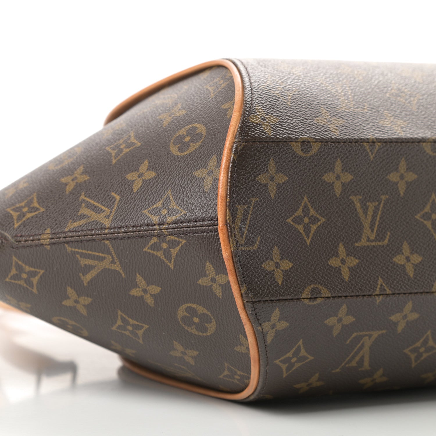 Louis Vuitton Monogram Ellipse MM 9 of 14
