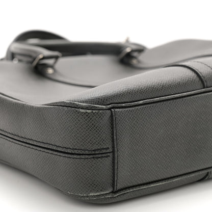 Louis Vuitton Taiga Porte Documents Voyage PM Ardoise 9 of 15
