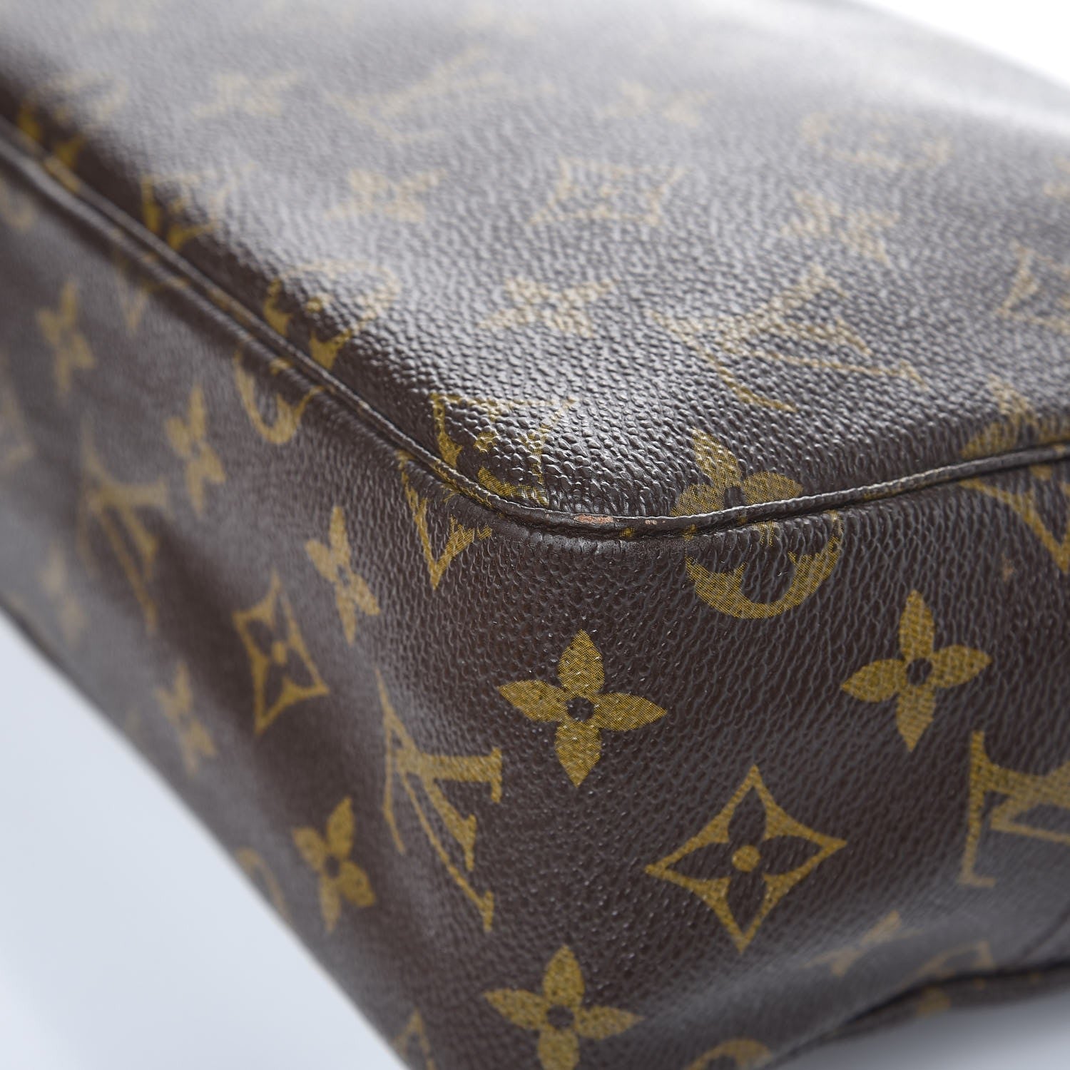 Louis Vuitton Monogram Trousse Toilette 28 24 of 24