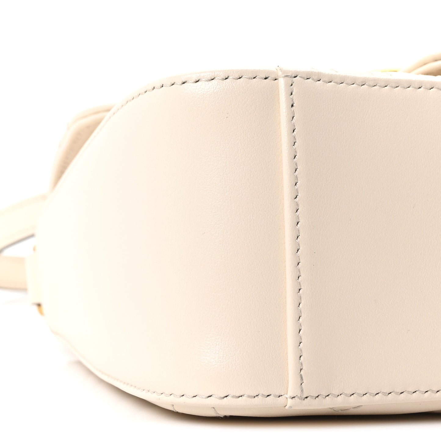 Calfskin Matelasse Mini GG Marmont Top Handle Shoulder Bag White