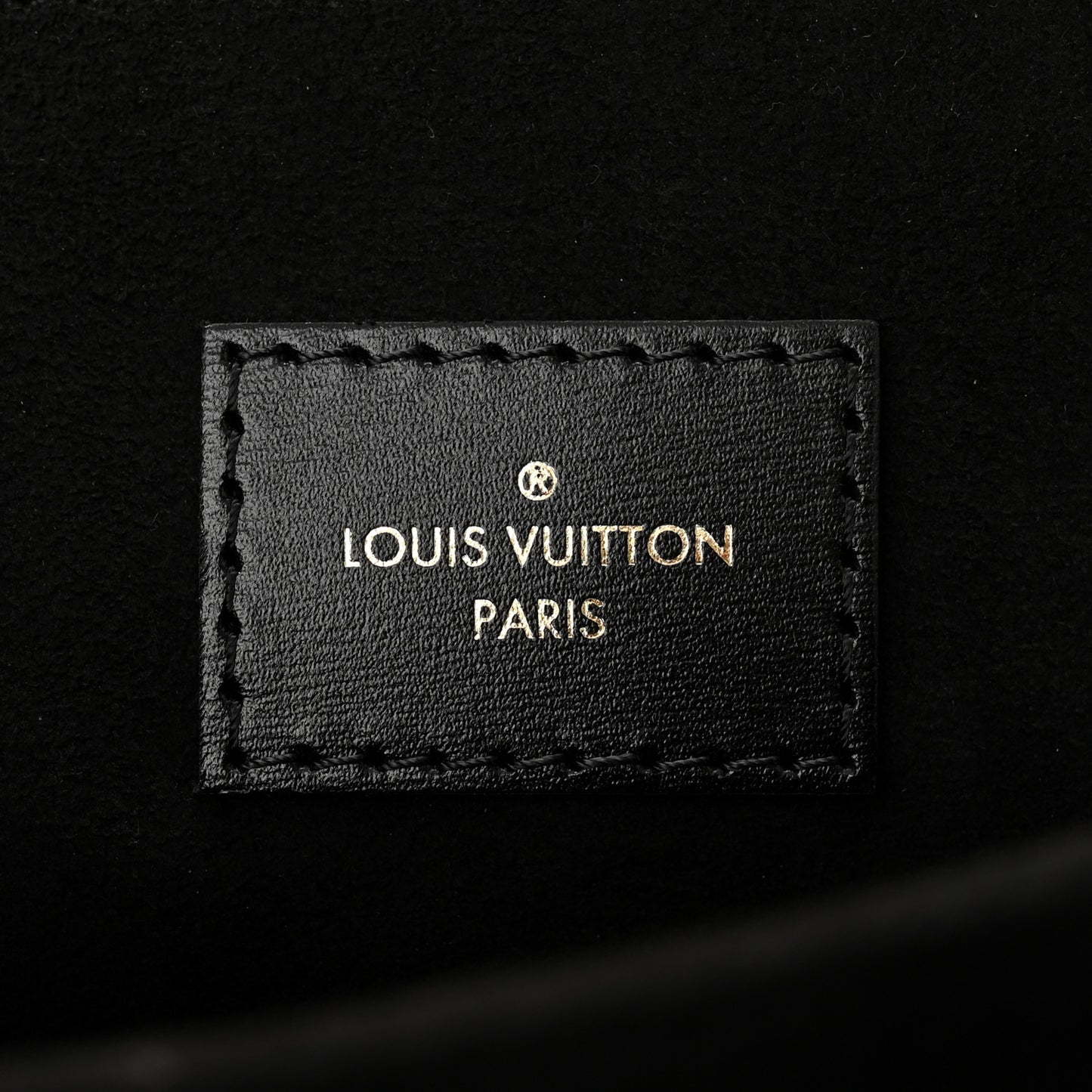 Reverse Monogram Pochette Metis