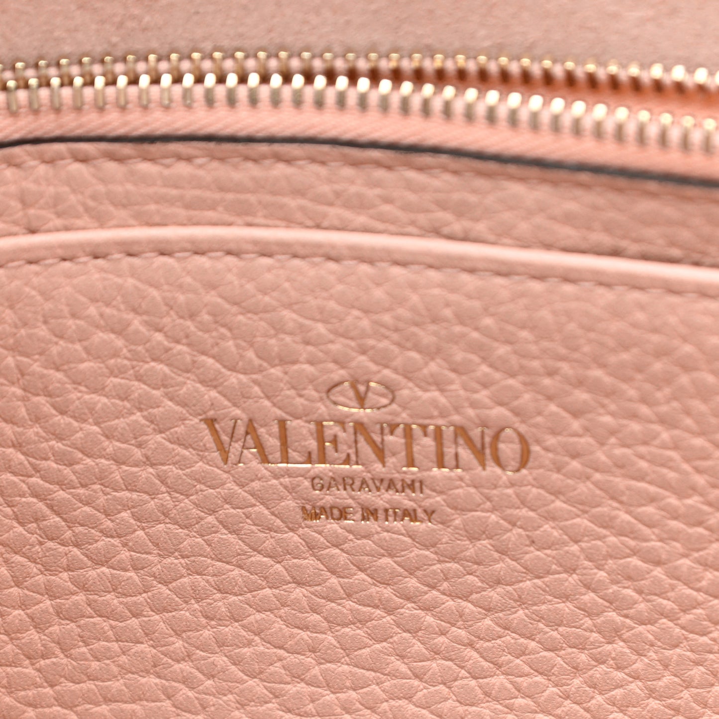 Vitello Rockstud Large Flat Pouch Light Pink