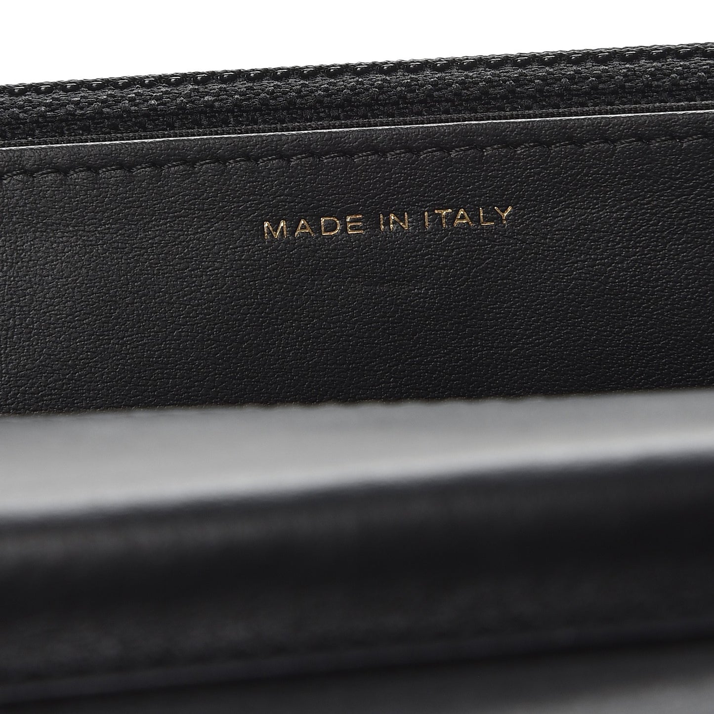 Caviar Quilted Boy Wallet On Chain WOC Black