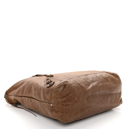 Balenciaga Agneau Classic Hardware Day Hobo Caramel 4 of 15